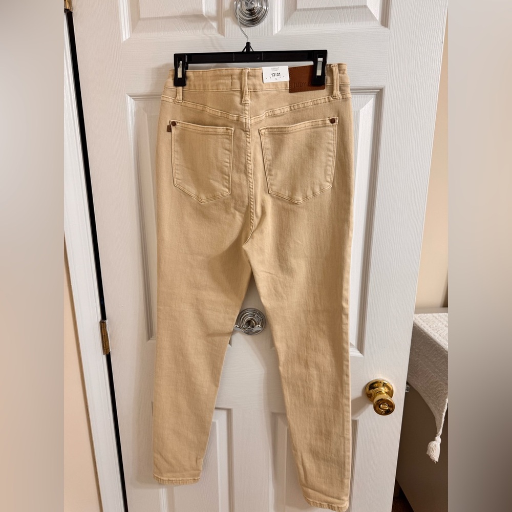 NEW JUDY BLUE women's hi-waist tummy control jeans in bone - Picture 9 of 12
